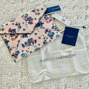 🛑 SOLD 🛑 NWT Rebecca Minkoff Leo Clutch Floral Pink